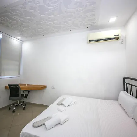 Miki Appartement *