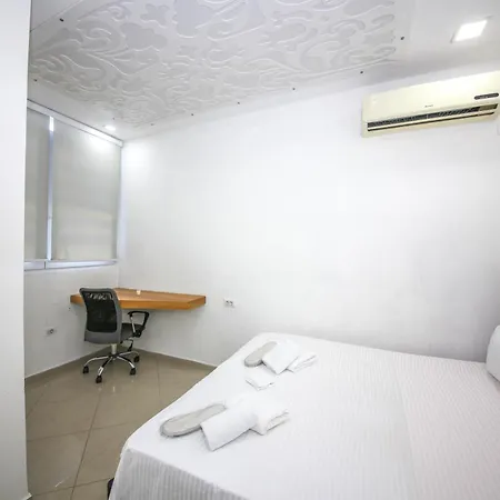 Miki Appartement *