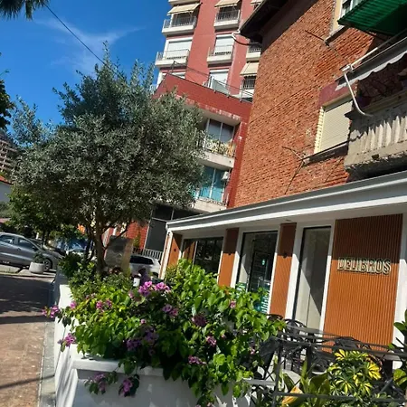 Appartement Miki Tirana